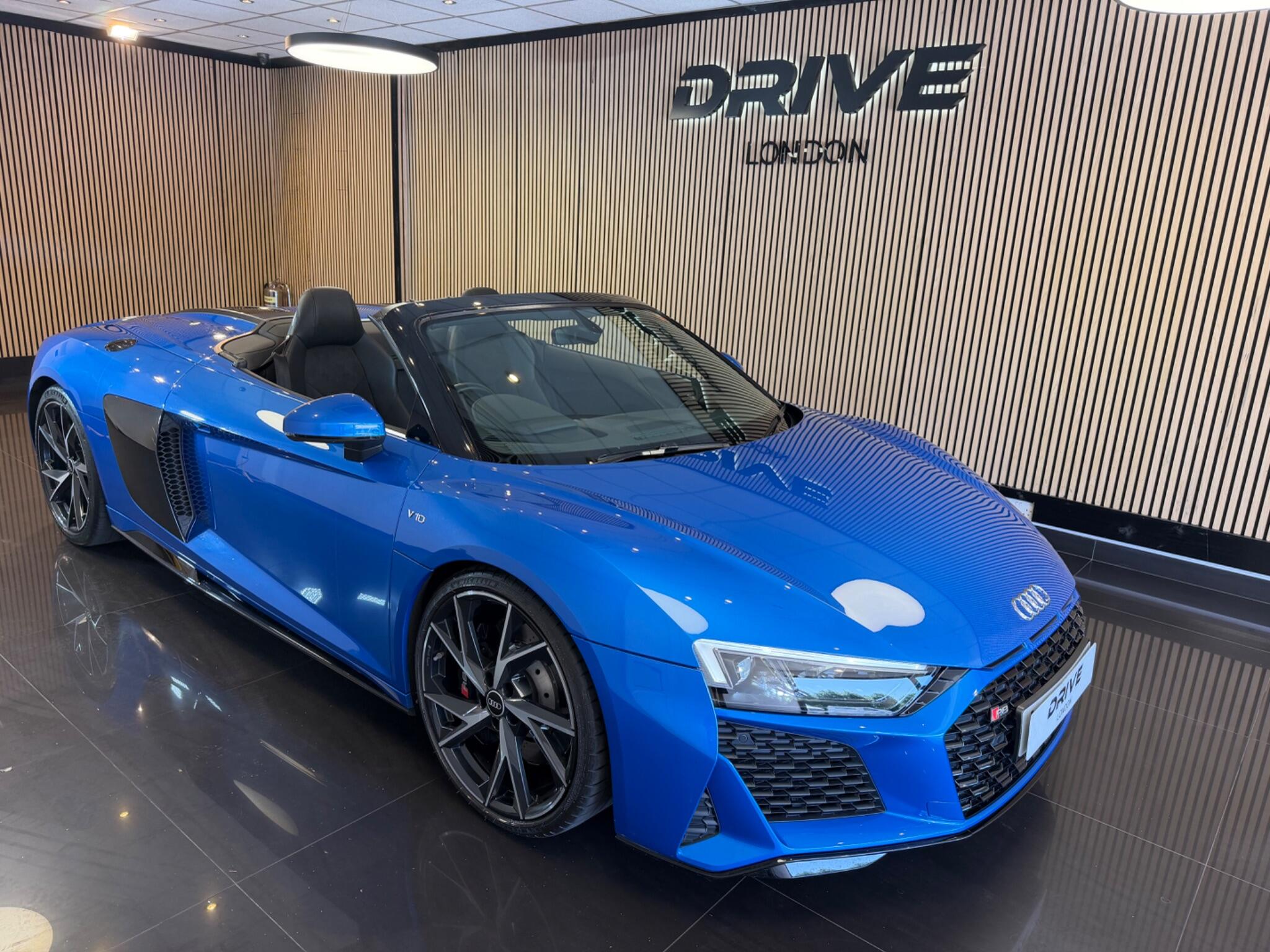 Audi R8
